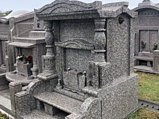 沖縄出張 墓石・霊園